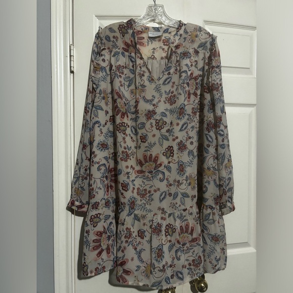 Forun dress - Picture 1 of 5